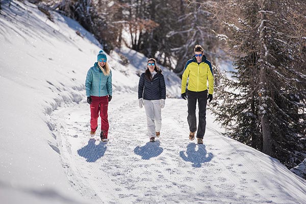 Fun Active organisierte Wintertouren Südtirol Winterwandern Dolomiten Cortina Skilanglauf Urlaub